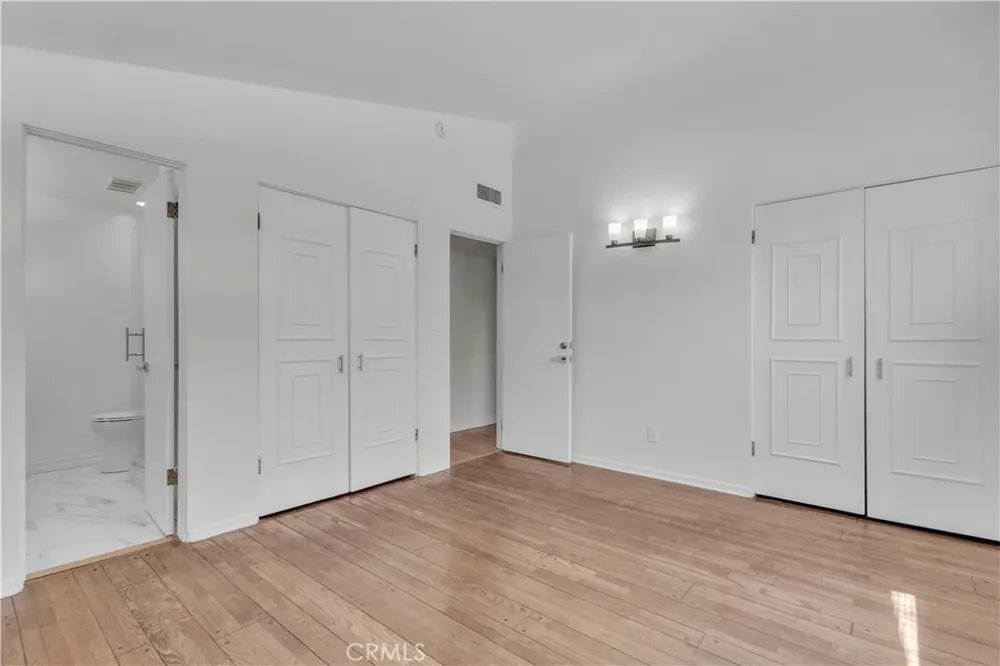 16433 Kingsbury Street Granada Hills, CA 91344