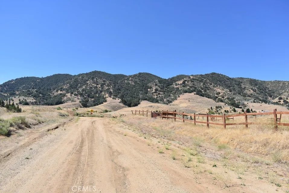 19201 Ottawa Drive Tehachapi, CA 93561