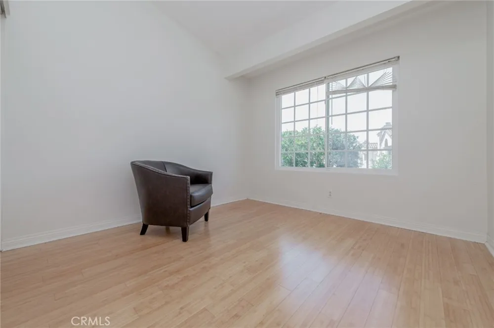 128 Agostino Irvine, CA 92614