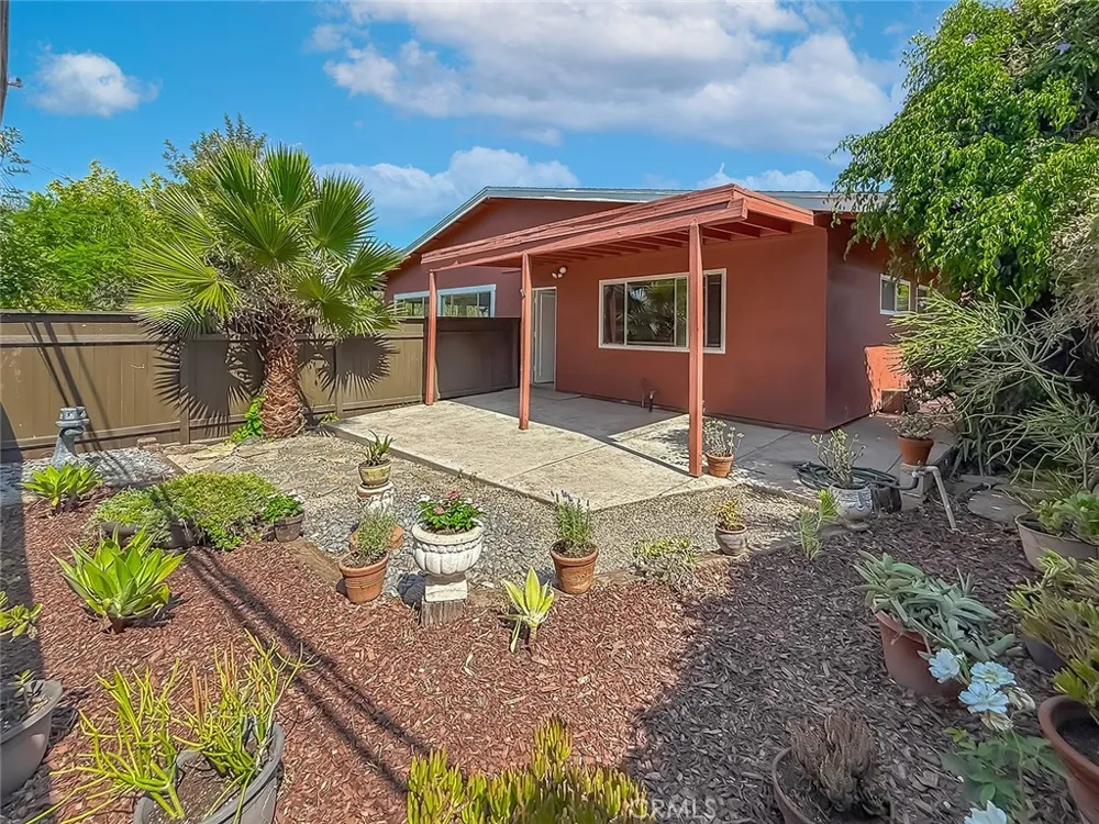 862 Camino La Maida Thousand Oaks, CA 91360