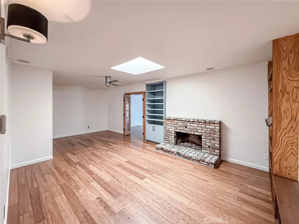 862 Camino La Maida Thousand Oaks, CA 91360