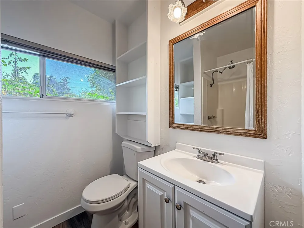 862 Camino La Maida Thousand Oaks, CA 91360