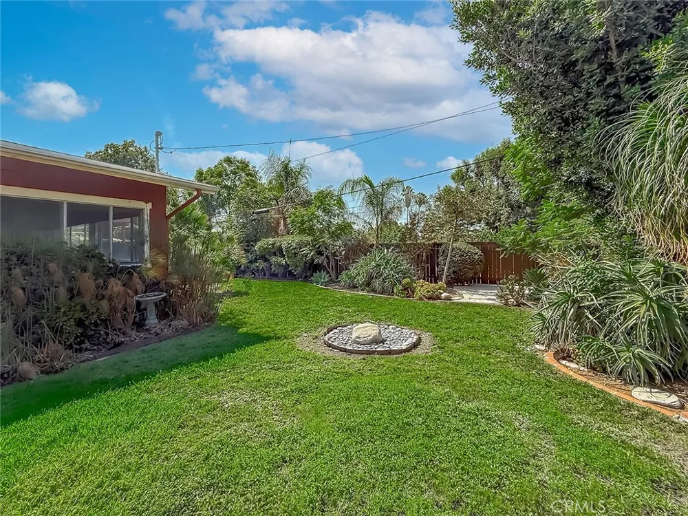 862 Camino La Maida Thousand Oaks, CA 91360