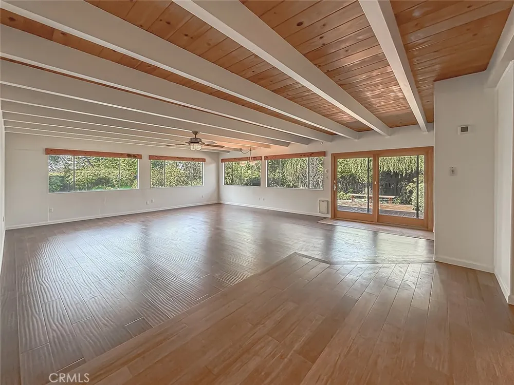 862 Camino La Maida Thousand Oaks, CA 91360