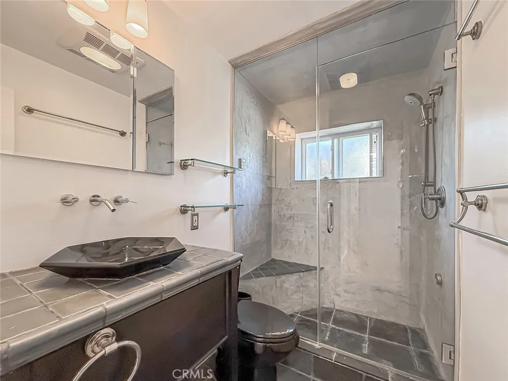 862 Camino La Maida Thousand Oaks, CA 91360