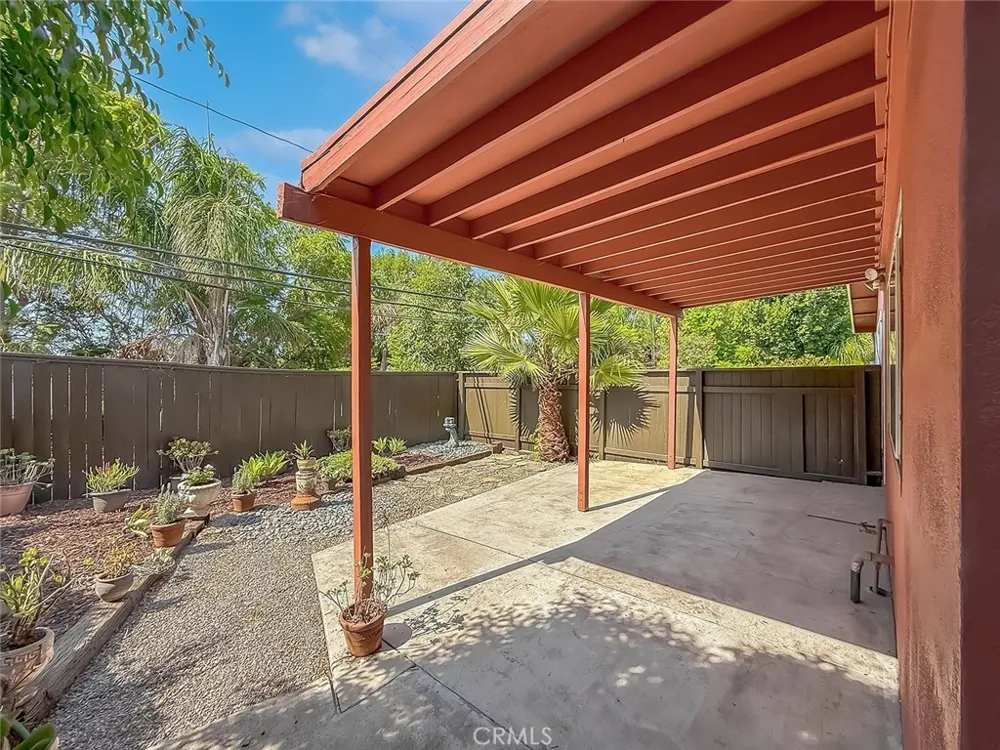 862 Camino La Maida Thousand Oaks, CA 91360
