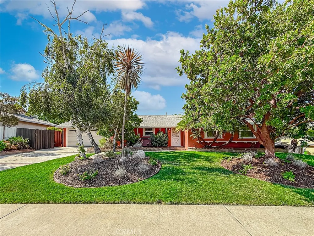 862 Camino La Maida Thousand Oaks, CA 91360