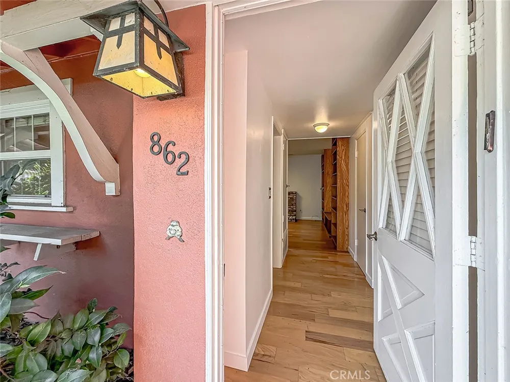 862 Camino La Maida Thousand Oaks, CA 91360