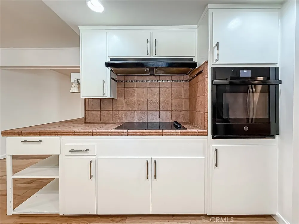 862 Camino La Maida Thousand Oaks, CA 91360