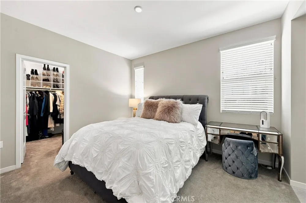 227 Bowery Irvine, CA 92612