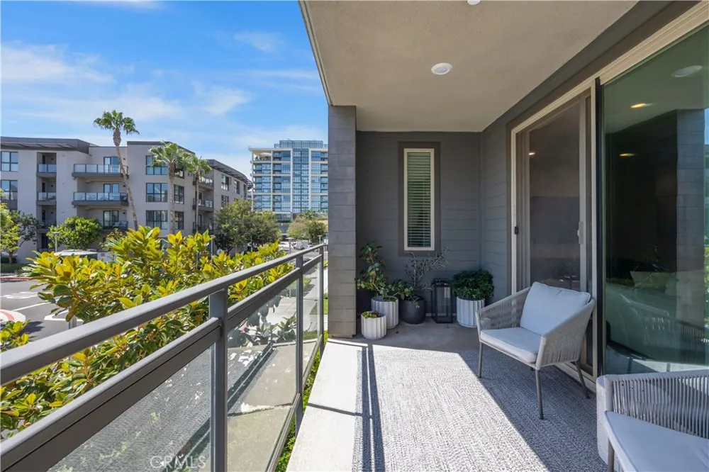 227 Bowery Irvine, CA 92612