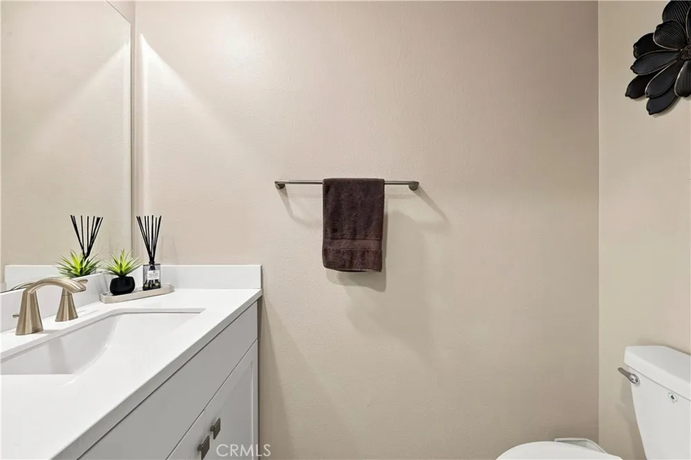 227 Bowery Irvine, CA 92612