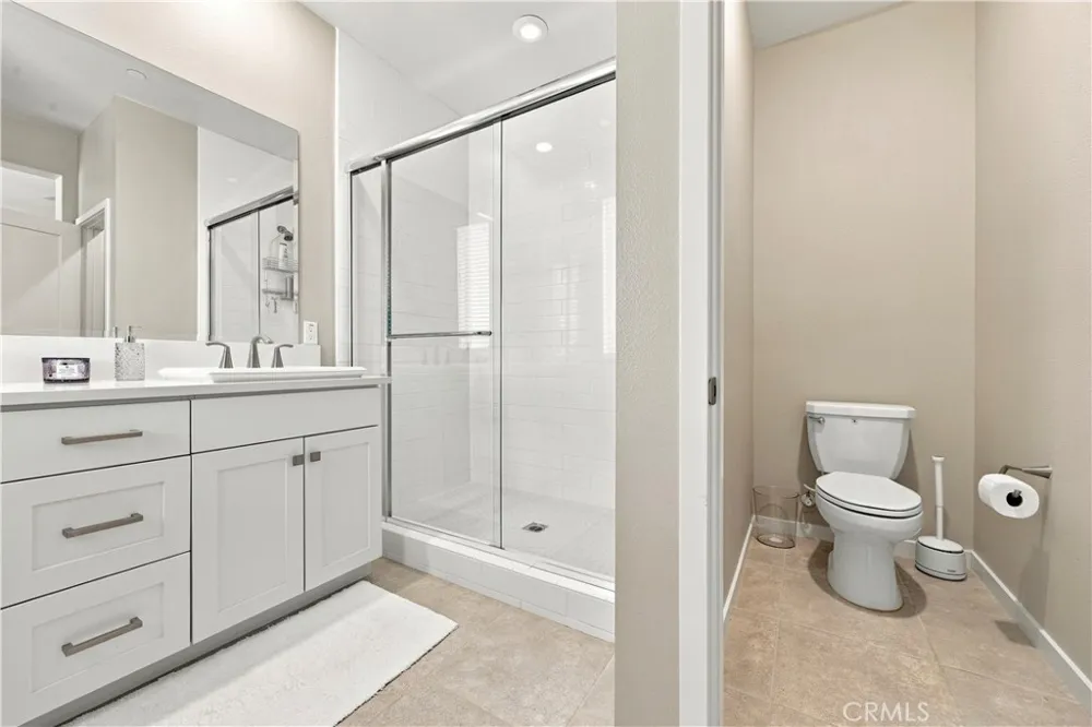 227 Bowery Irvine, CA 92612