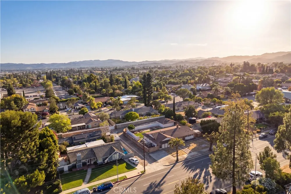 20800 Chatsworth Street Chatsworth, CA 91311