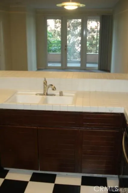 2253 Martin #212 Irvine, CA 92612