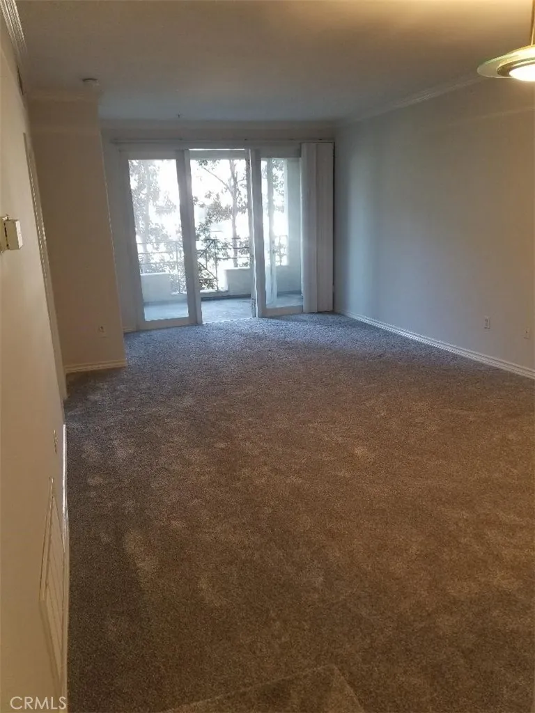 2253 Martin #212 Irvine, CA 92612