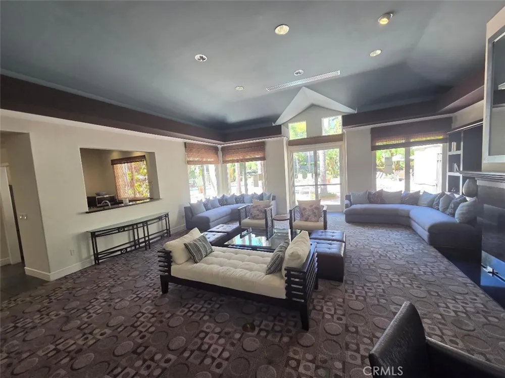 2253 Martin #212 Irvine, CA 92612