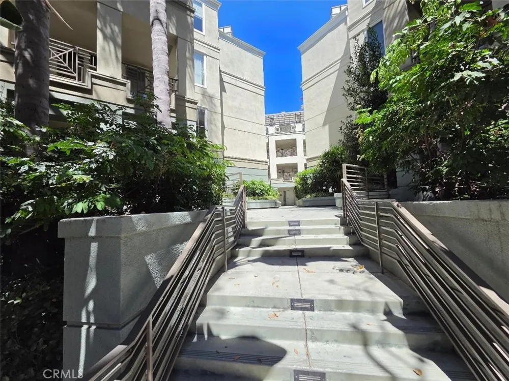 2253 Martin #212 Irvine, CA 92612