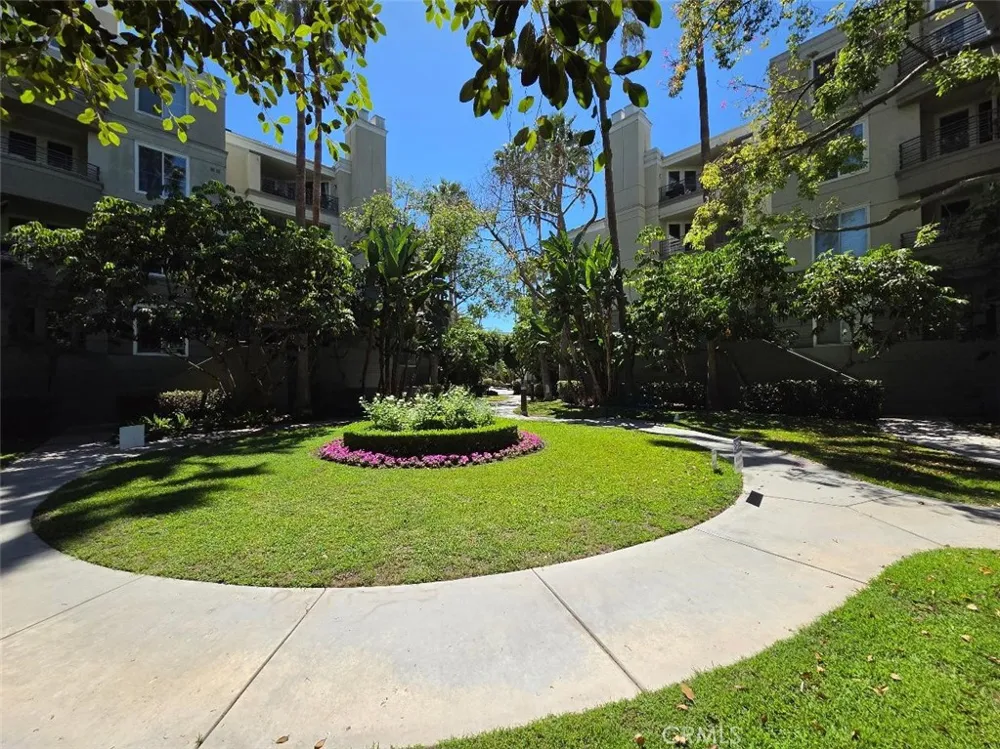 2253 Martin #212 Irvine, CA 92612