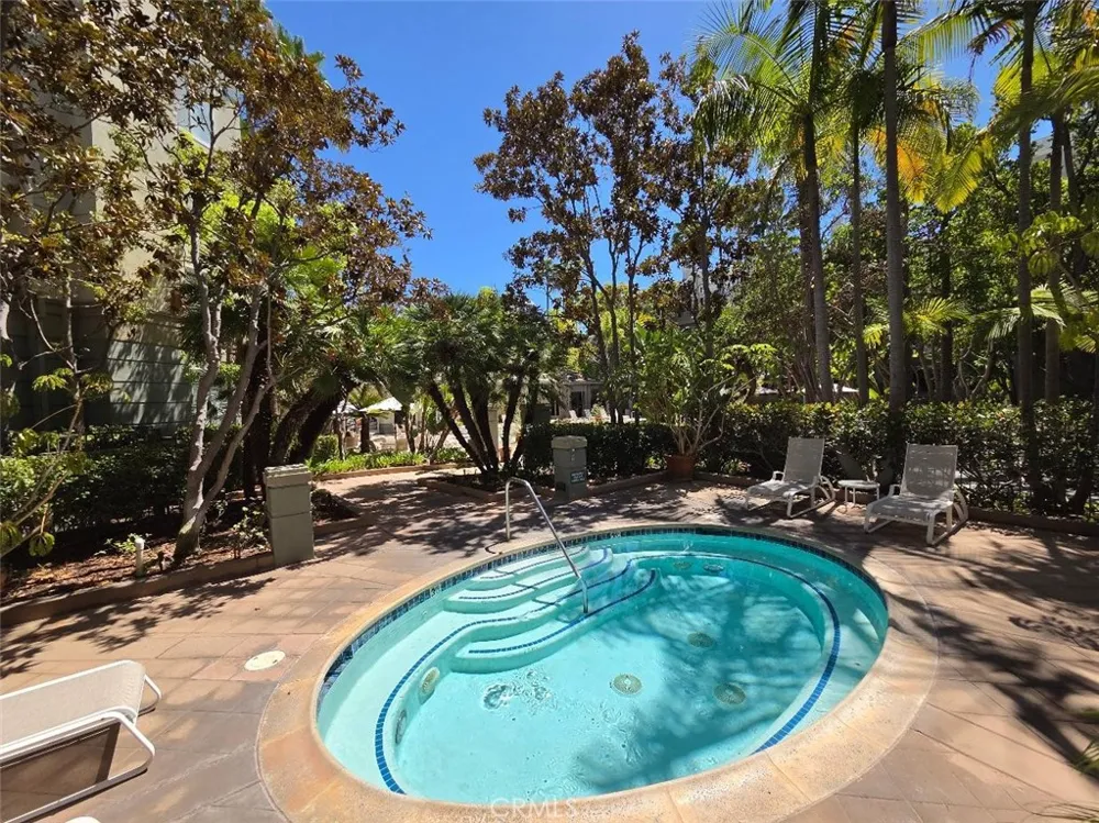 2253 Martin #212 Irvine, CA 92612
