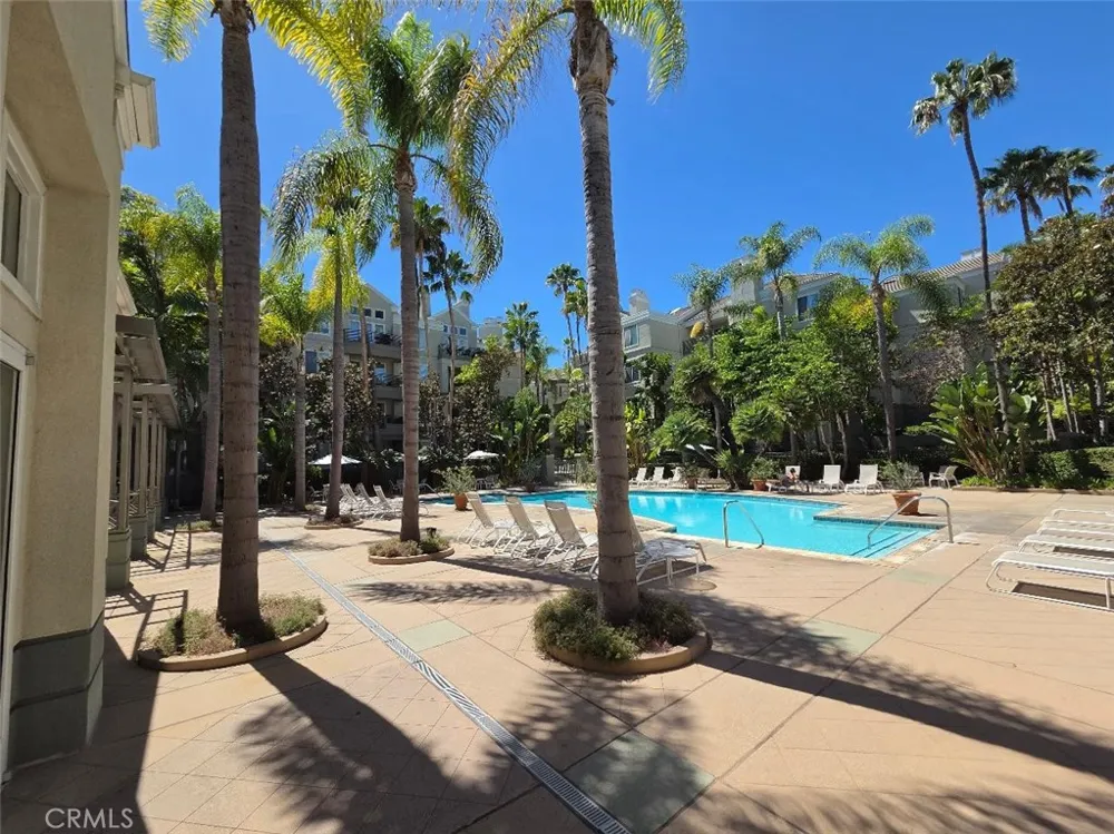 2253 Martin #212 Irvine, CA 92612