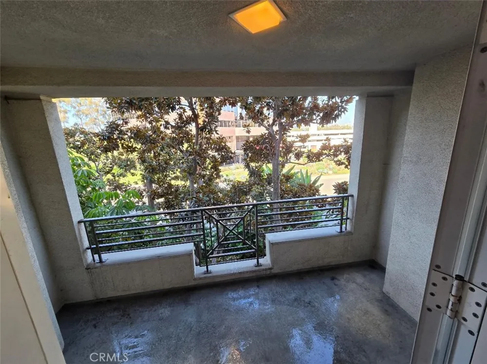 2253 Martin #212 Irvine, CA 92612