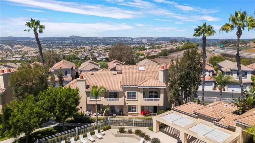 27874 Via Del Agua Laguna Niguel, CA 92677