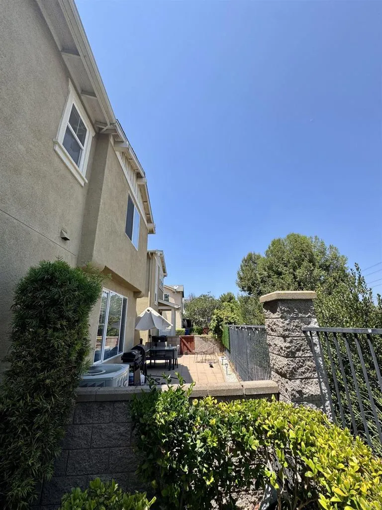 2296 EASY STROLL LANE Chula Vista, CA 91915