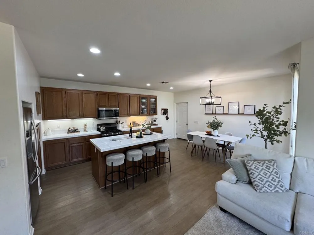 2296 EASY STROLL LANE Chula Vista, CA 91915