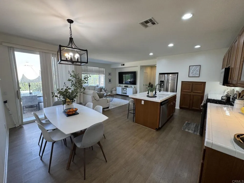 2296 EASY STROLL LANE Chula Vista, CA 91915