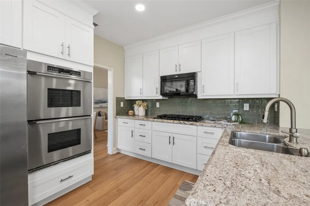 20811 Shadow Rock Rancho Santa Margarita, CA 92679