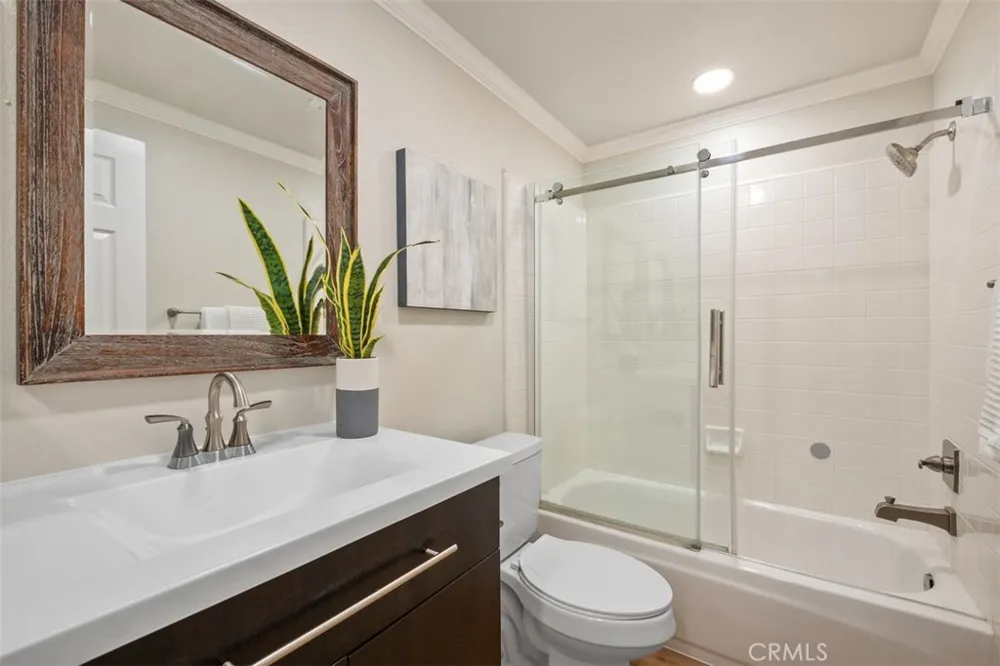 20811 Shadow Rock Rancho Santa Margarita, CA 92679