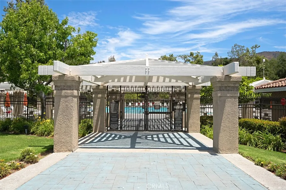 20811 Shadow Rock Rancho Santa Margarita, CA 92679