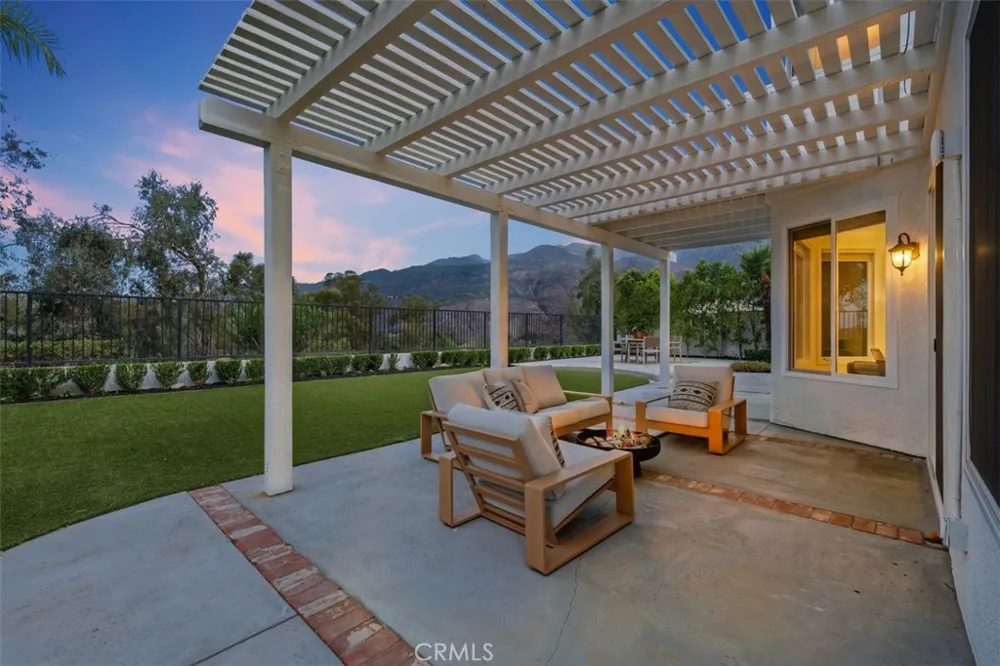 20811 Shadow Rock Rancho Santa Margarita, CA 92679