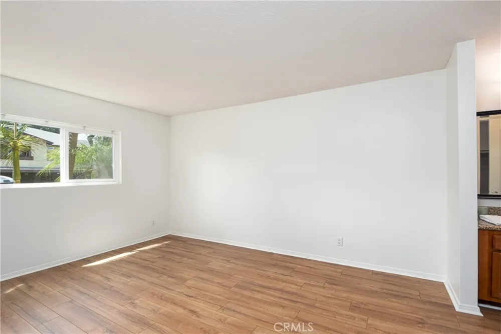 530 Calle Montecito Oceanside, CA 92057