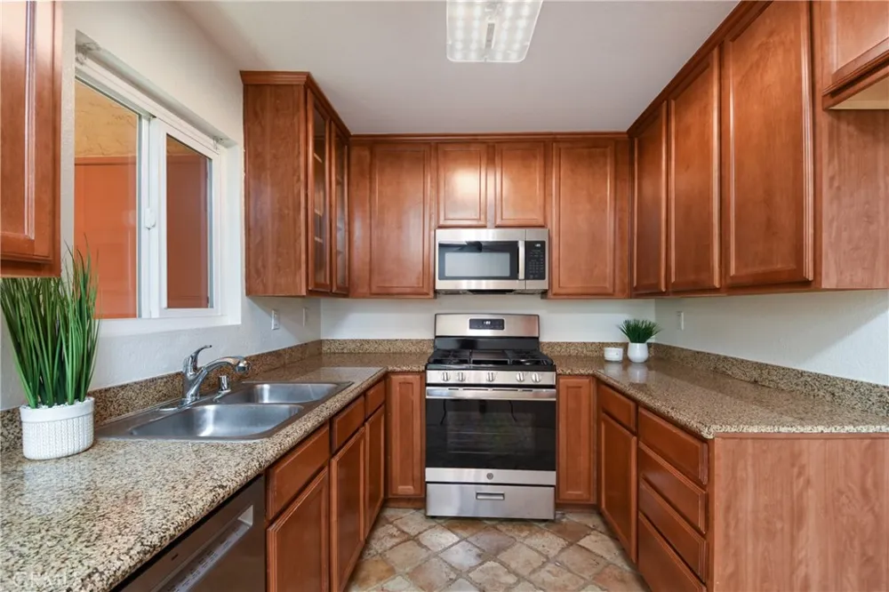 530 Calle Montecito Oceanside, CA 92057