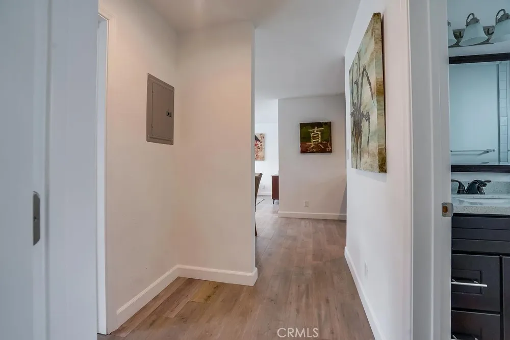 13838 Arthur Paramount, CA 90723