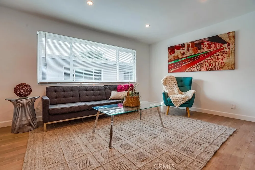 13838 Arthur Paramount, CA 90723