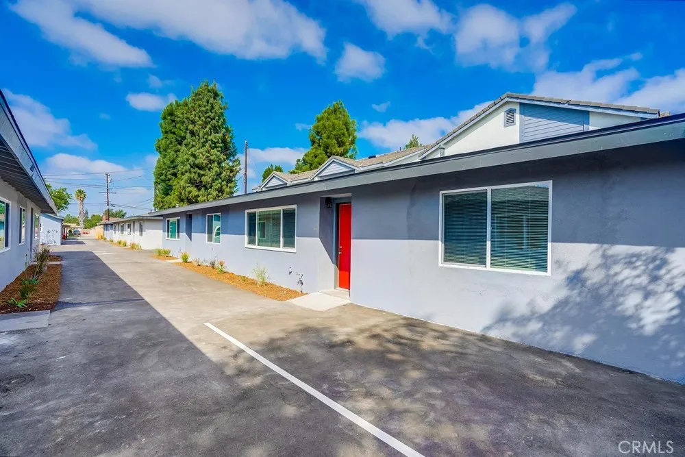 13838 Arthur Paramount, CA 90723