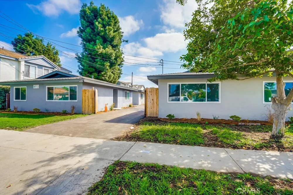 13838 Arthur Paramount, CA 90723