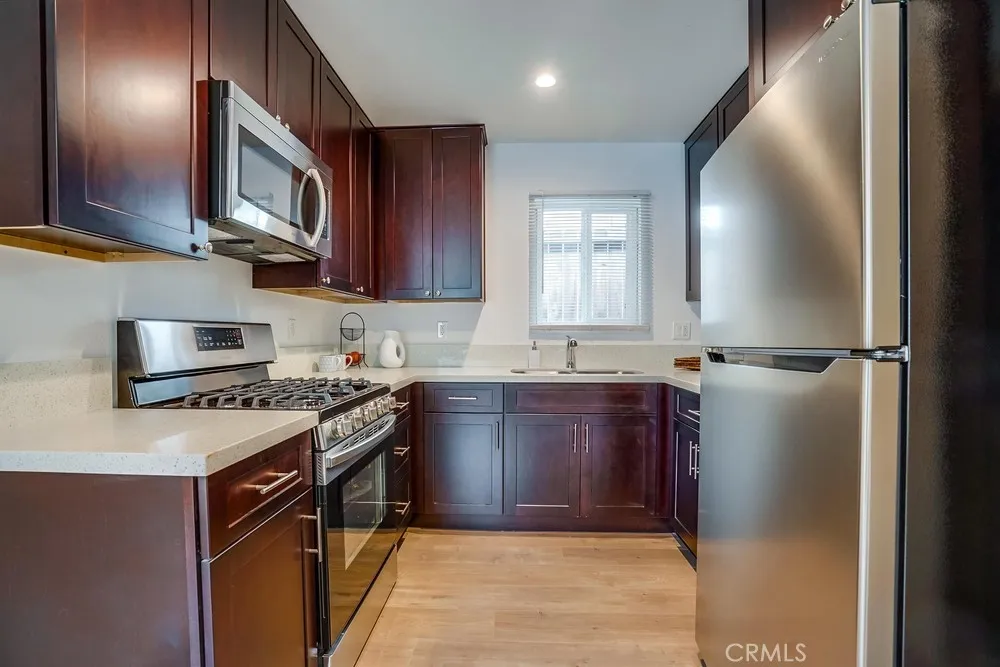 13838 Arthur Paramount, CA 90723