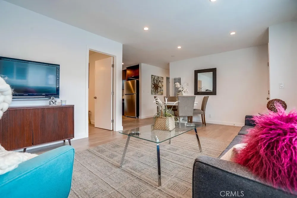13838 Arthur Paramount, CA 90723