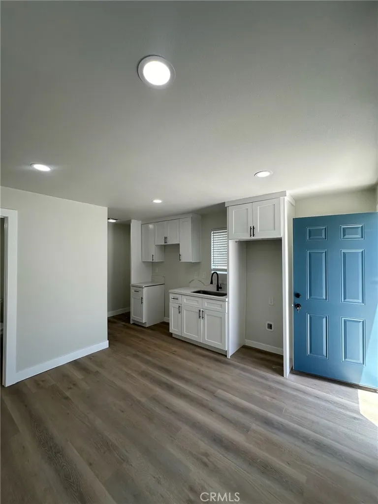 8939 Elizabeth #E South Gate, CA 90280