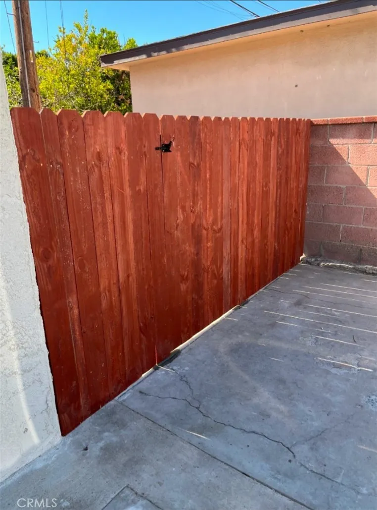 8939 Elizabeth #E South Gate, CA 90280