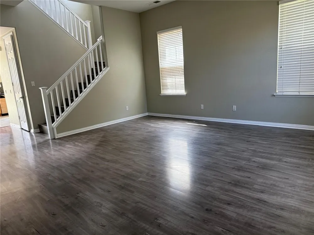 1742 Edmon Way Riverside, CA 92501
