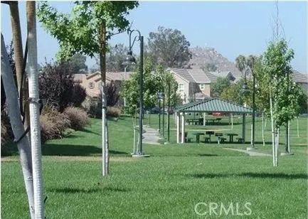 1742 Edmon Way Riverside, CA 92501