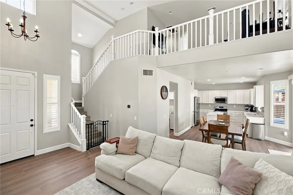 39223 Devotion Lane Murrieta, CA 92563