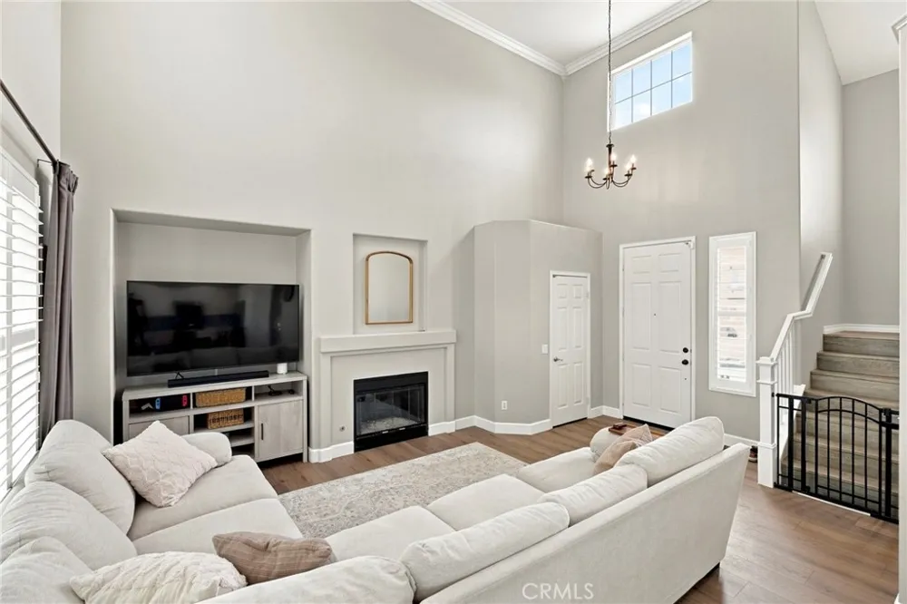 39223 Devotion Lane Murrieta, CA 92563