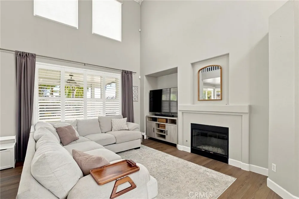 39223 Devotion Lane Murrieta, CA 92563