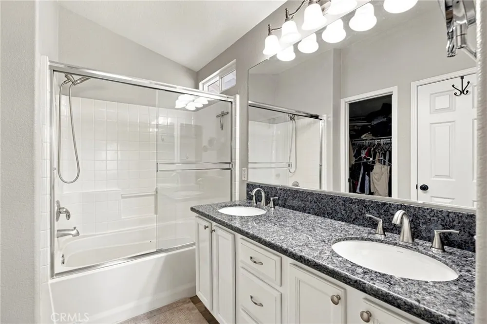 39223 Devotion Lane Murrieta, CA 92563